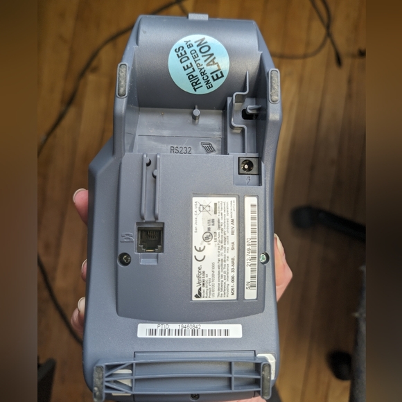 VeriFone Omni 5100 Credit Card Reader - Picture 2 of 2